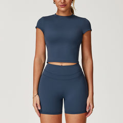 Trendy purple workout set for an energetic workout look