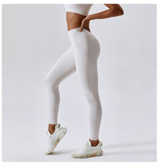 Lightweight women’s leggings for movement