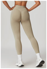 Lightweight compression leggings for movement