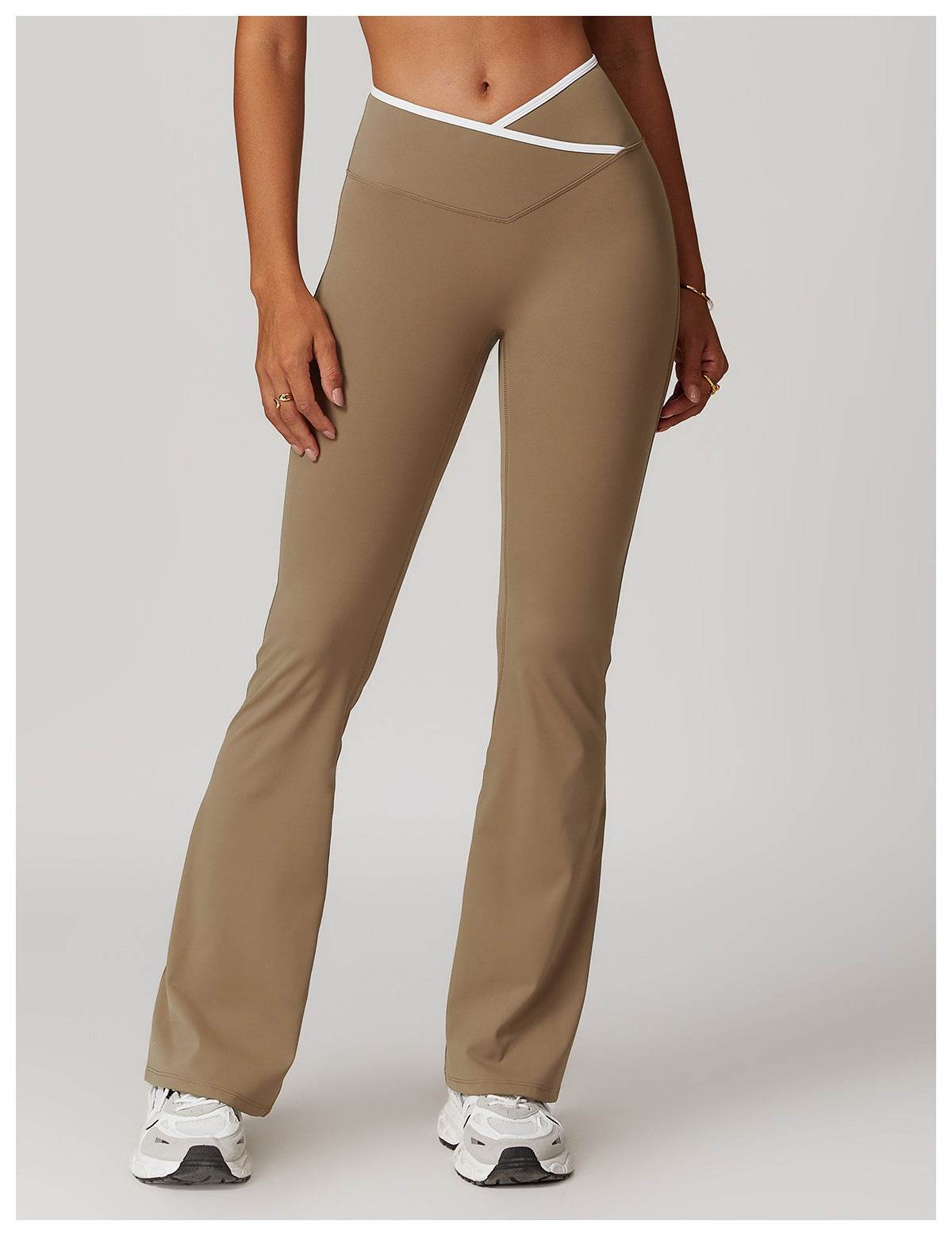 Stretchy flare leggings for pilates and yoga - LANIZI