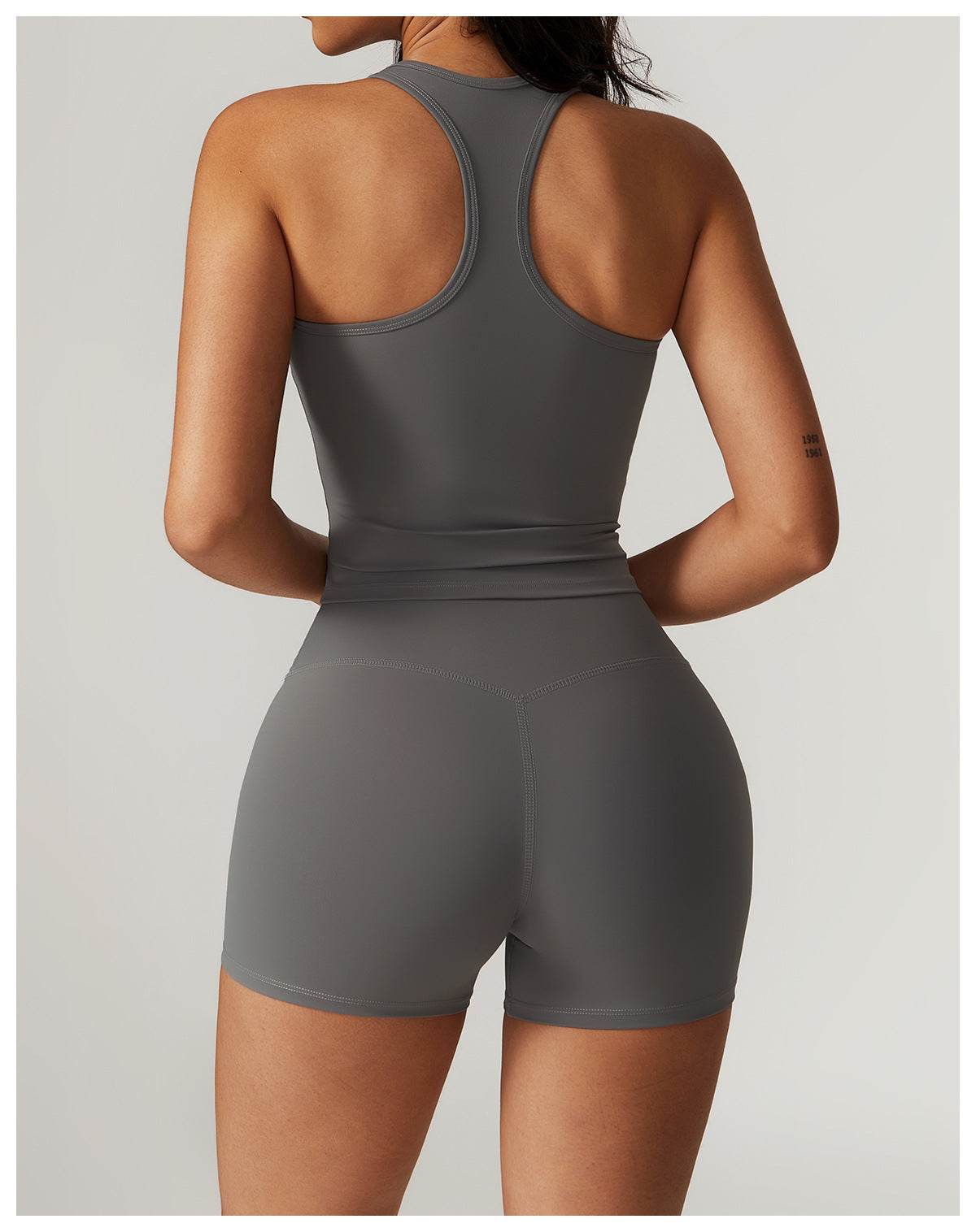 Classic black workout set for every workout routine - LANIZI