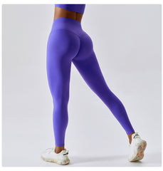 Lightweight women’s leggings for movement