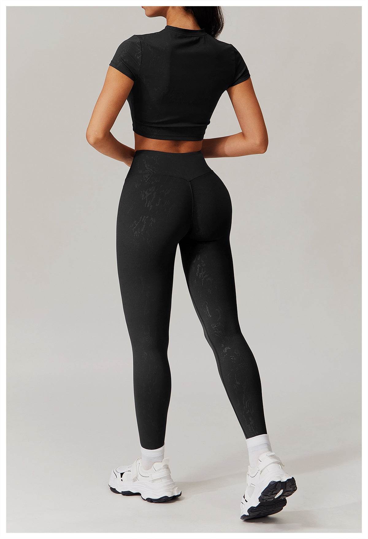 Trendy Workout Clothing Sets for Active Lifestyles - LANIZI