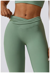 Breathable women’s flare leggings for training
