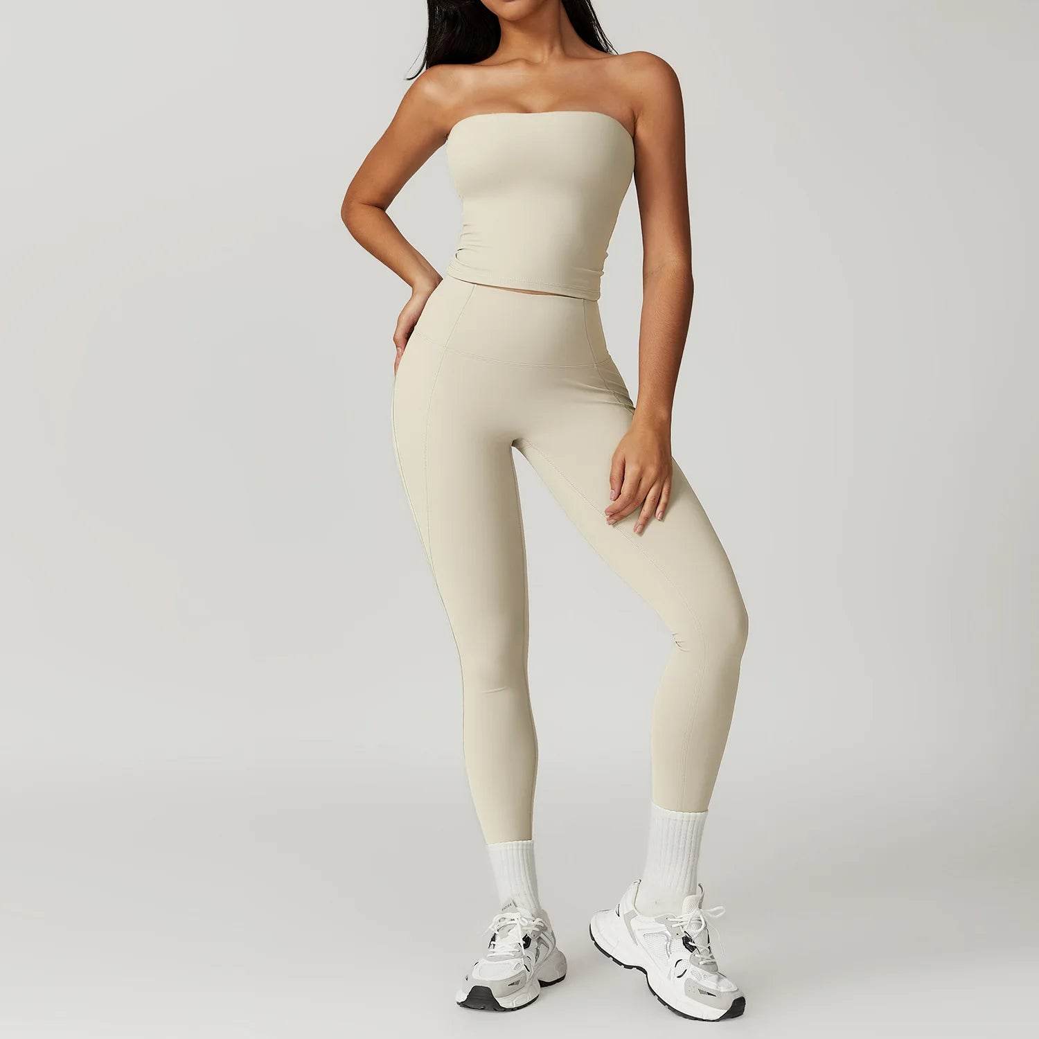 Functional and stylish yoga sets for active women - LANIZI