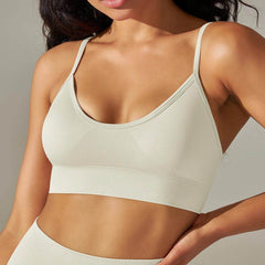 Sleek black and white sports bra for intense workouts - LANIZI