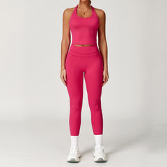 Fashionable workout set for women suitable for gym and yoga