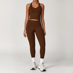 Fashionable workout set for women suitable for gym and yoga