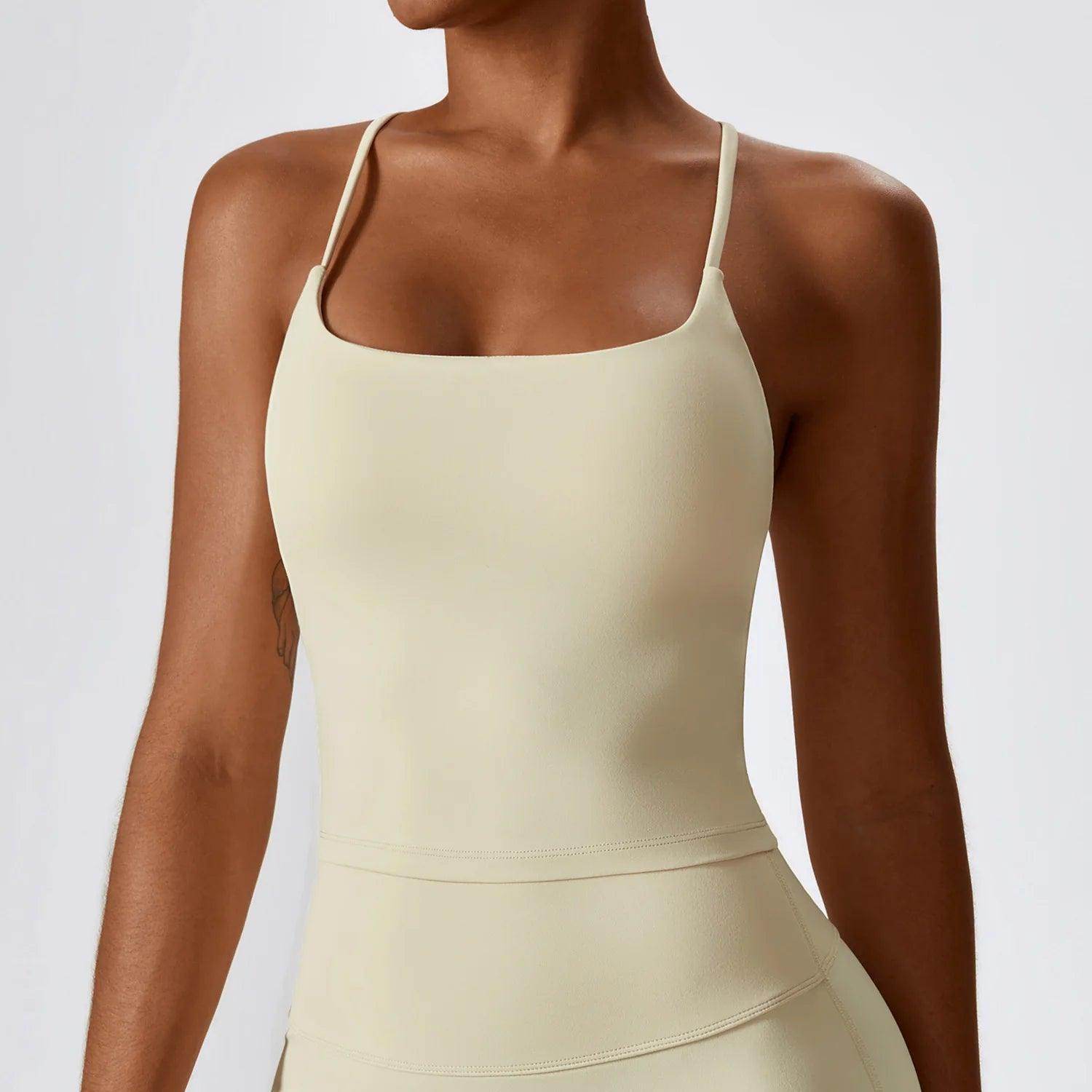 Longline Sports Bra: Style and Support - LANIZI
