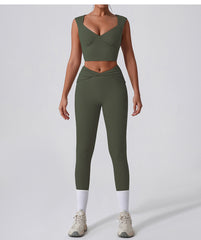Comfy padded white workout set for daily wear