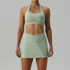 Sleek and chic white workout set for gym