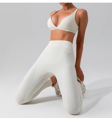 High waisted white set for yoga and fitness