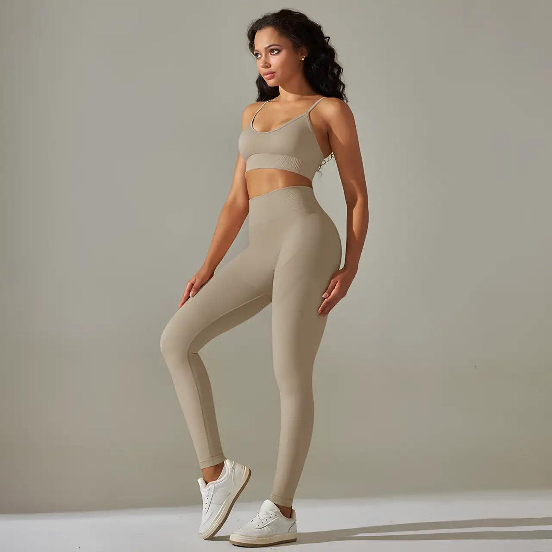 Ladies Fitness Clothes: Latest Trends