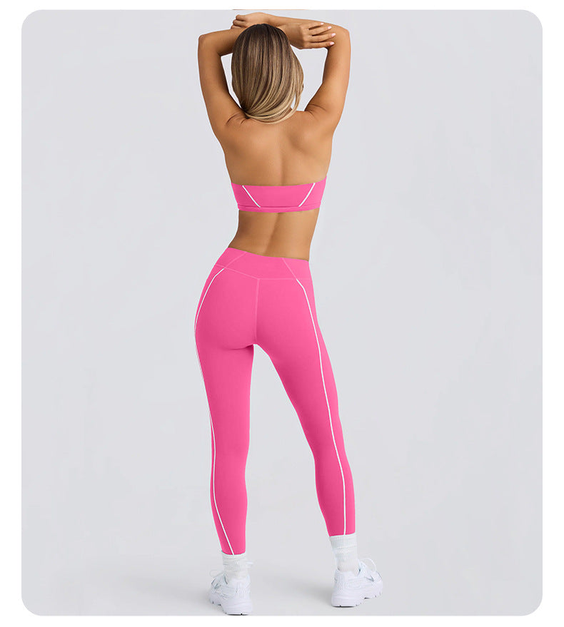 Stretchy pink yoga set for active women